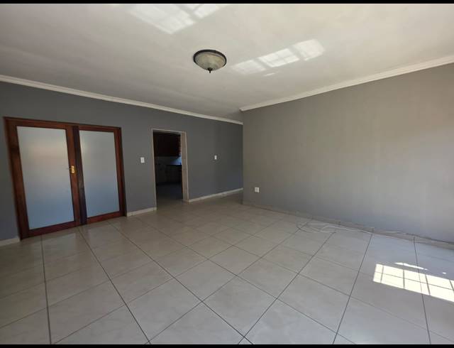3 BEDROOM HOUSE TO LET IN VANDERBIJLPARK SE 8